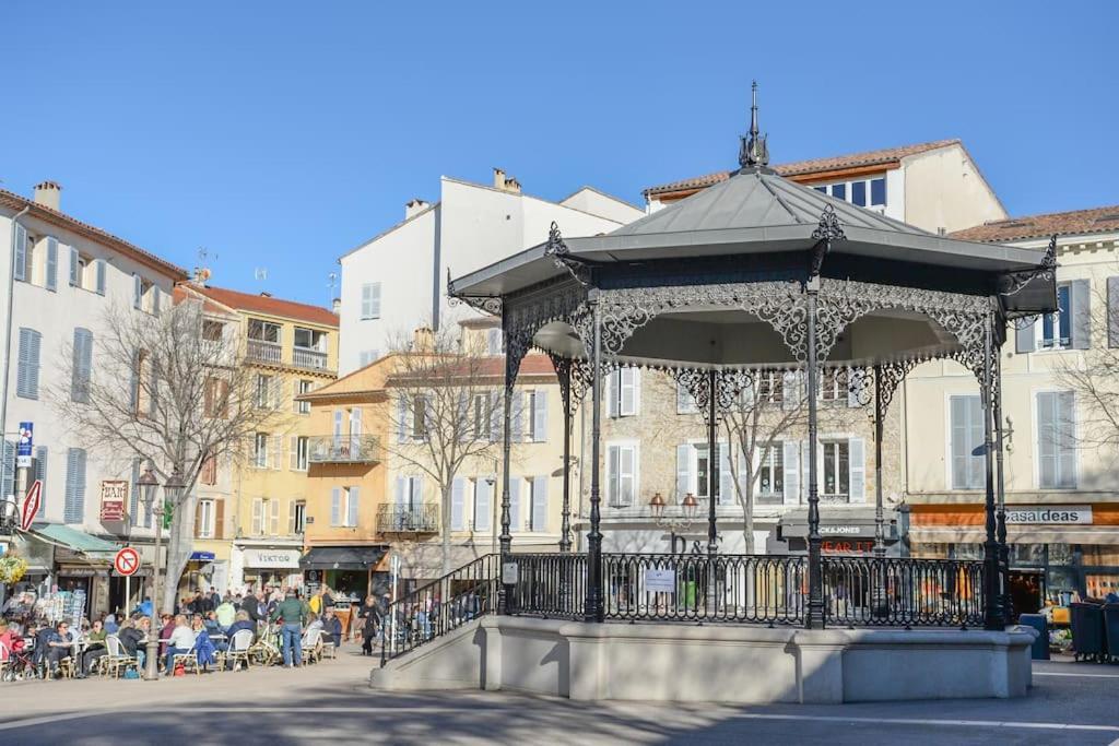 Apartament Old Town Antibes Superb New Flat, For 3, Ac, Wi-Fi Zewnętrze zdjęcie
