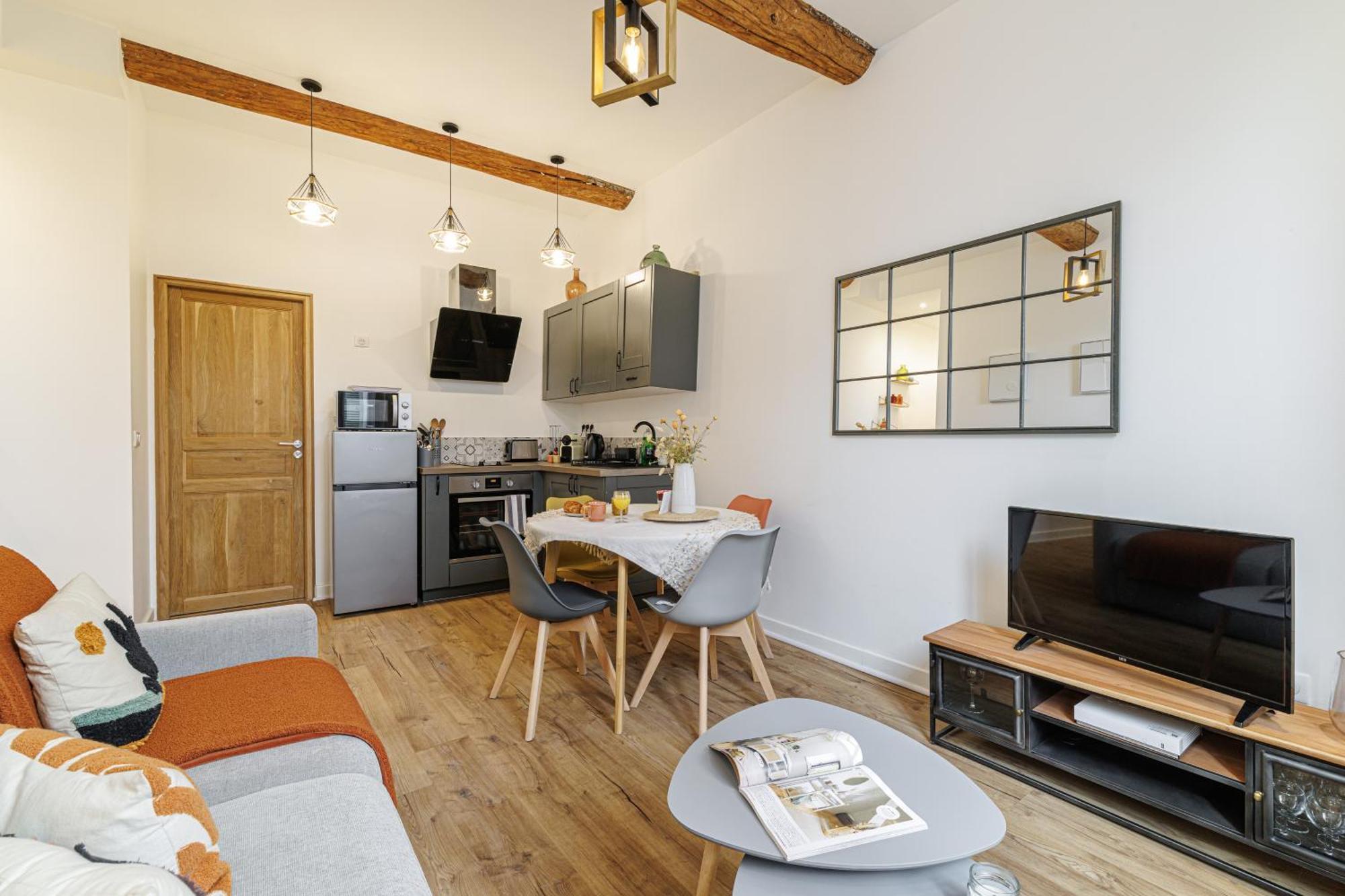 Apartament Old Town Antibes Superb New Flat, For 3, Ac, Wi-Fi Zewnętrze zdjęcie