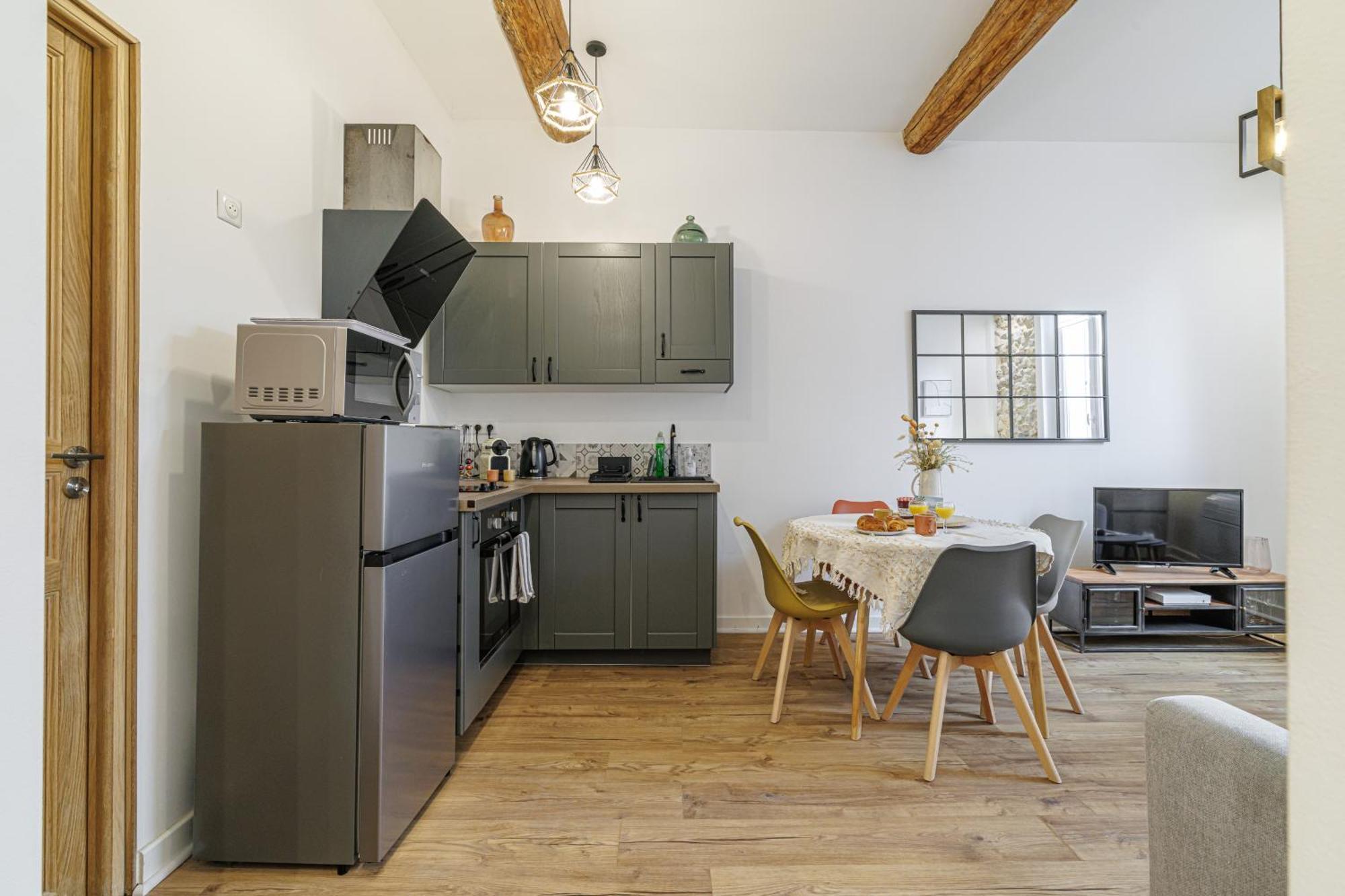 Apartament Old Town Antibes Superb New Flat, For 3, Ac, Wi-Fi Zewnętrze zdjęcie
