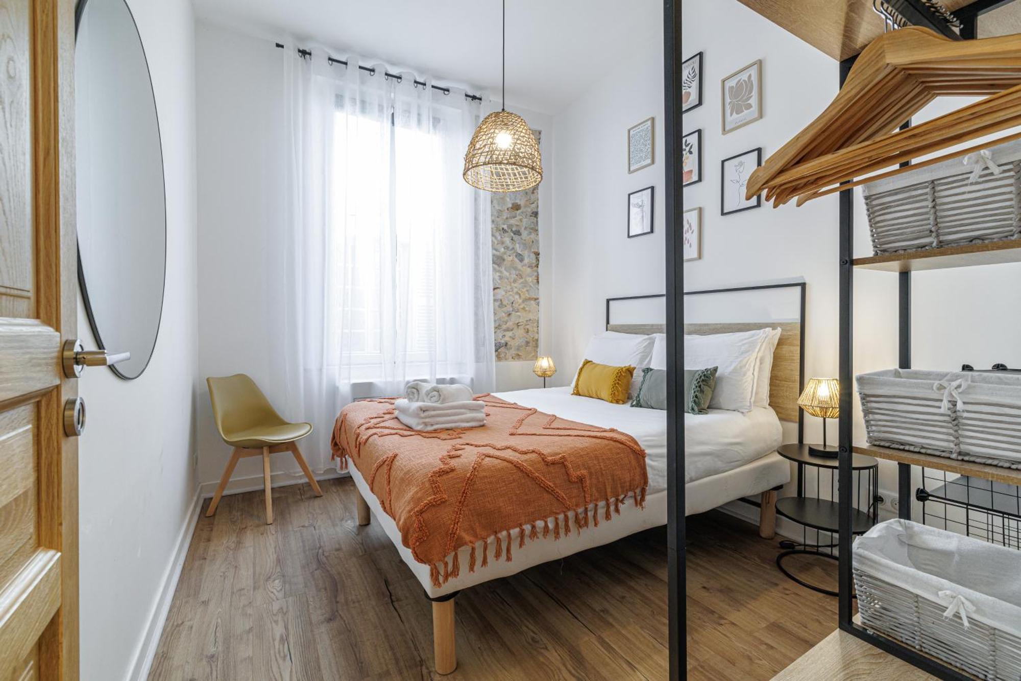 Apartament Old Town Antibes Superb New Flat, For 3, Ac, Wi-Fi Zewnętrze zdjęcie