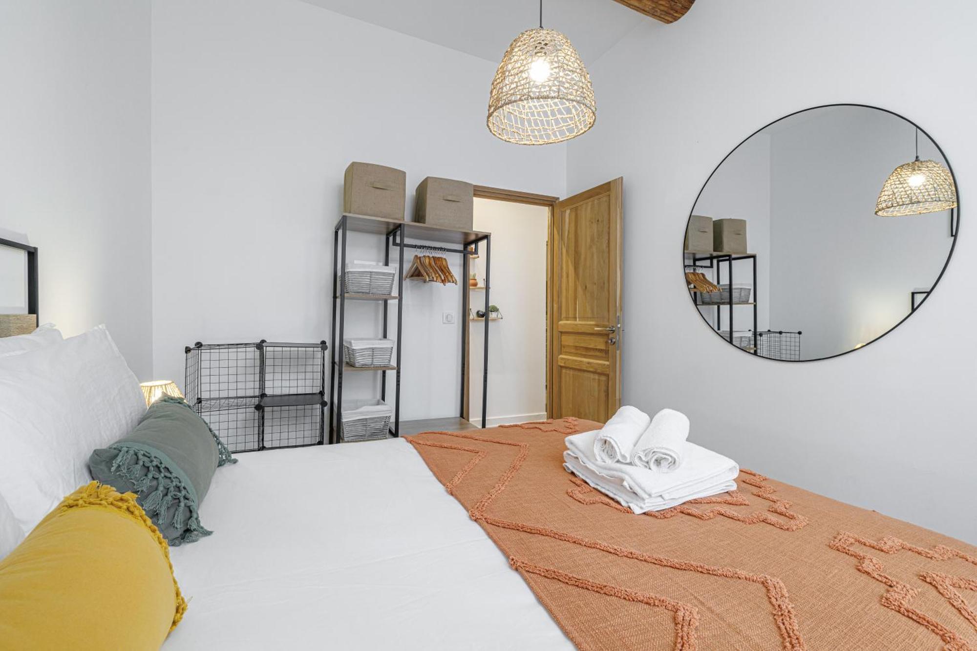 Apartament Old Town Antibes Superb New Flat, For 3, Ac, Wi-Fi Zewnętrze zdjęcie
